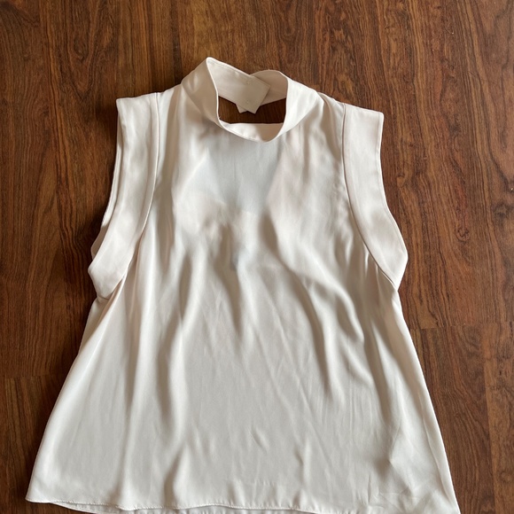 3 Marciano GUESS Blouses XS - Picture 4 of 9